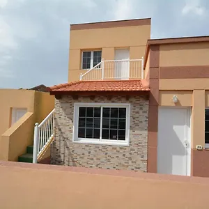 https://casa-mrida.in-canary-islands.com